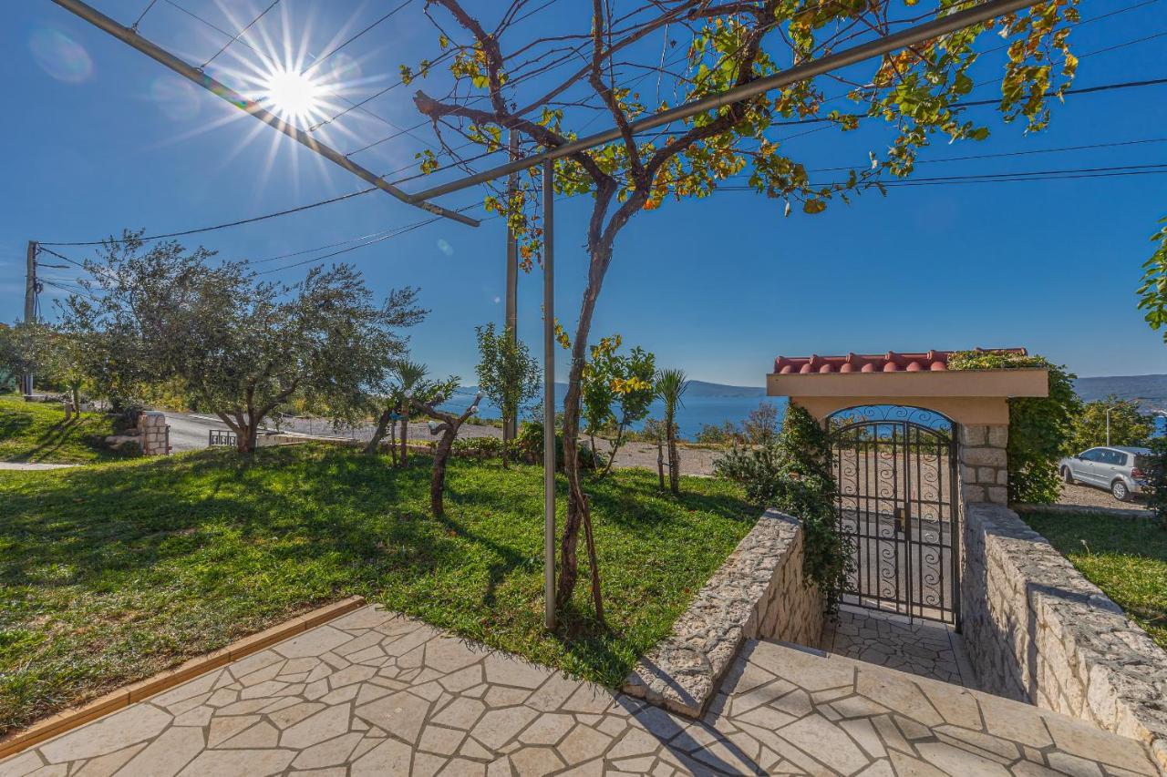 Apartments Francoise تْسْغيكفانِتْسا المظهر الخارجي الصورة