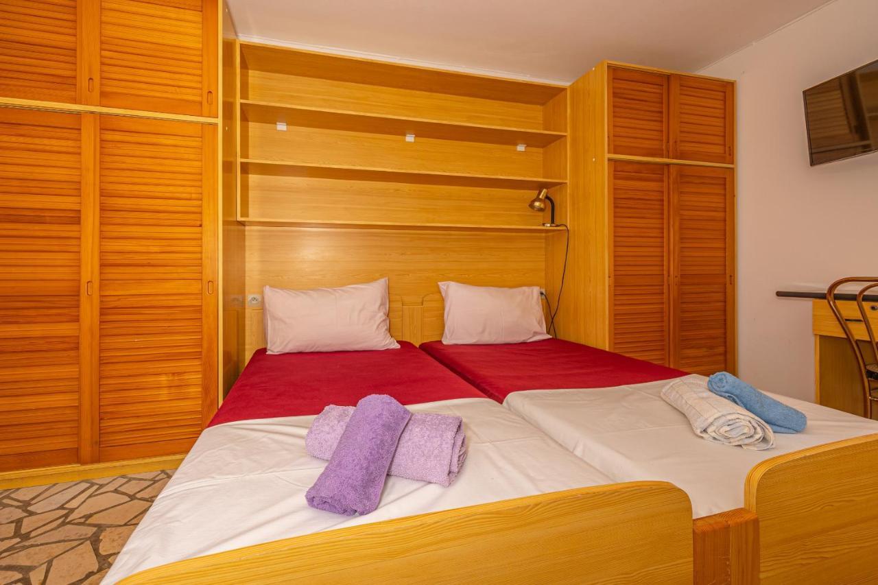 Apartments Francoise تْسْغيكفانِتْسا المظهر الخارجي الصورة