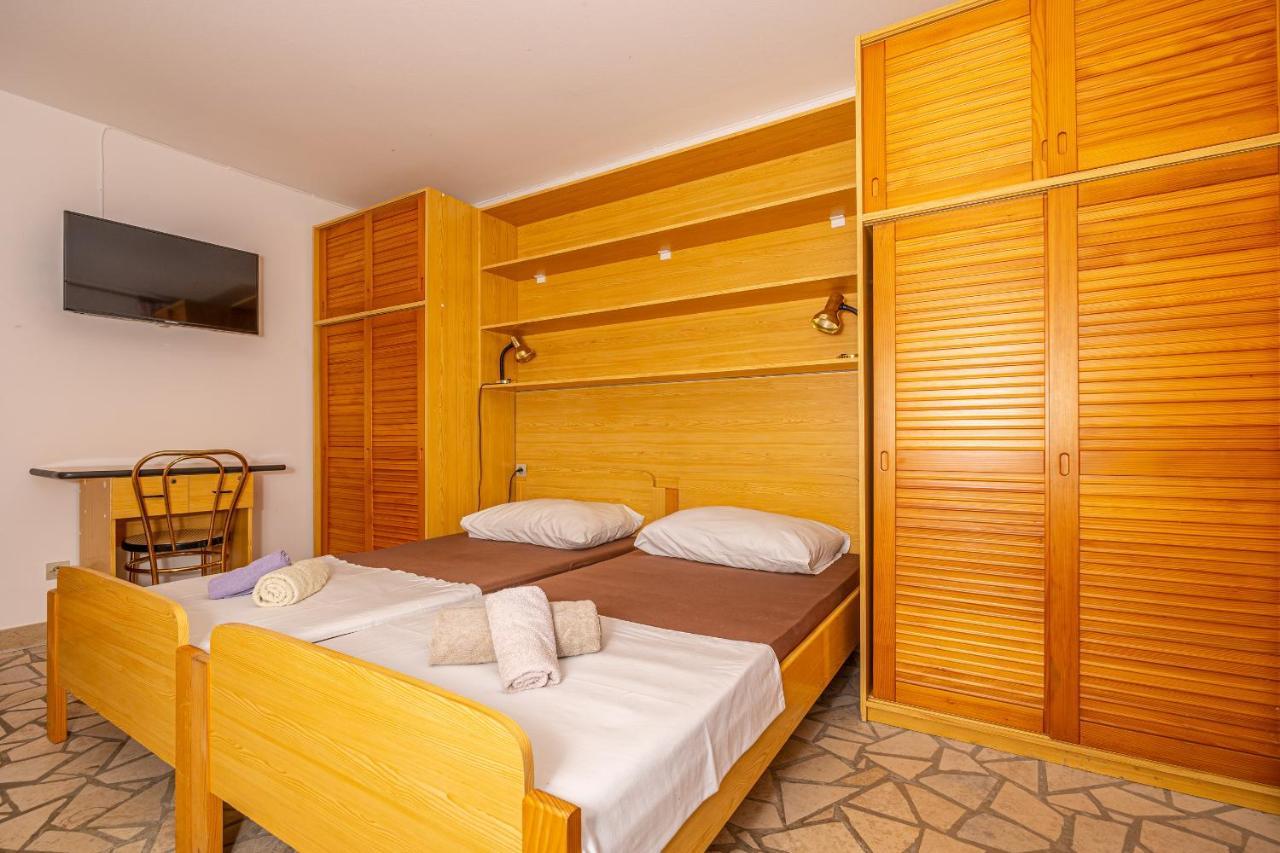 Apartments Francoise تْسْغيكفانِتْسا المظهر الخارجي الصورة