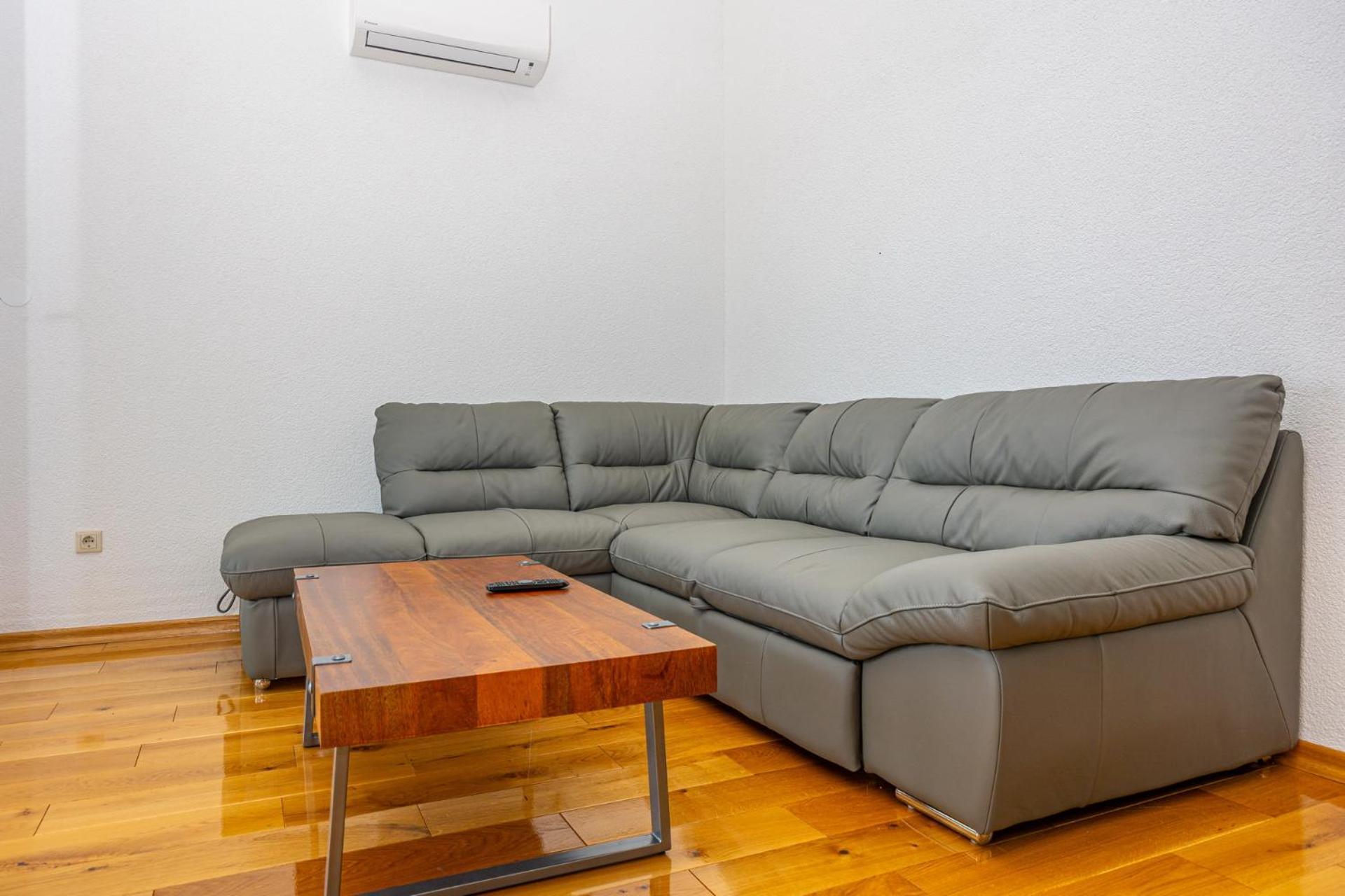 Apartments Francoise تْسْغيكفانِتْسا المظهر الخارجي الصورة